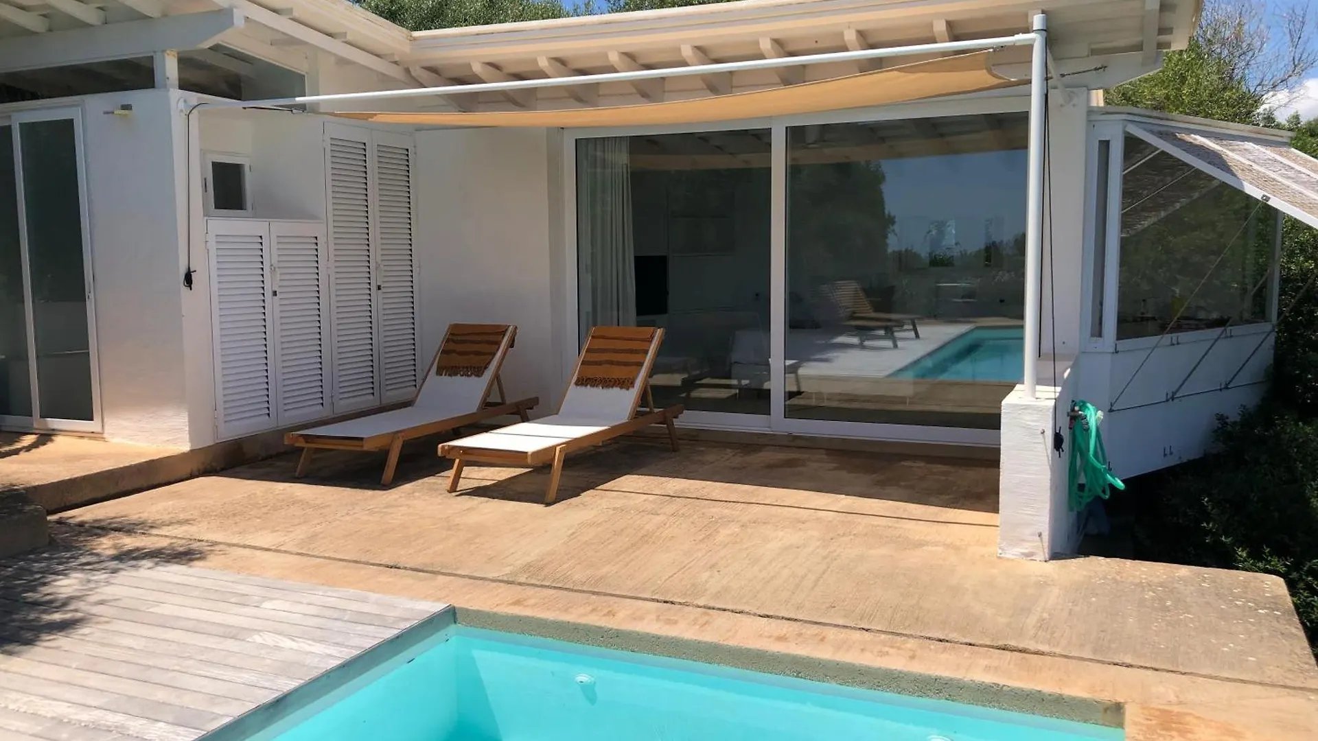 Luxury Studio With Private Pool Binisafua